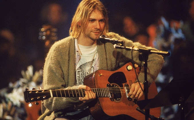 Por una cifra millonaria se subasta la guitarra de Kurt Cobain