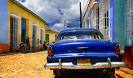 Auto en una calle cubana