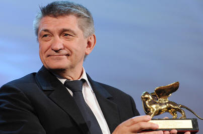 Sokurov, recibiendo el Leon de Oro