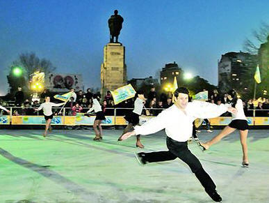 Pista de hielo en Buenos Aires (Foto Clarin web)